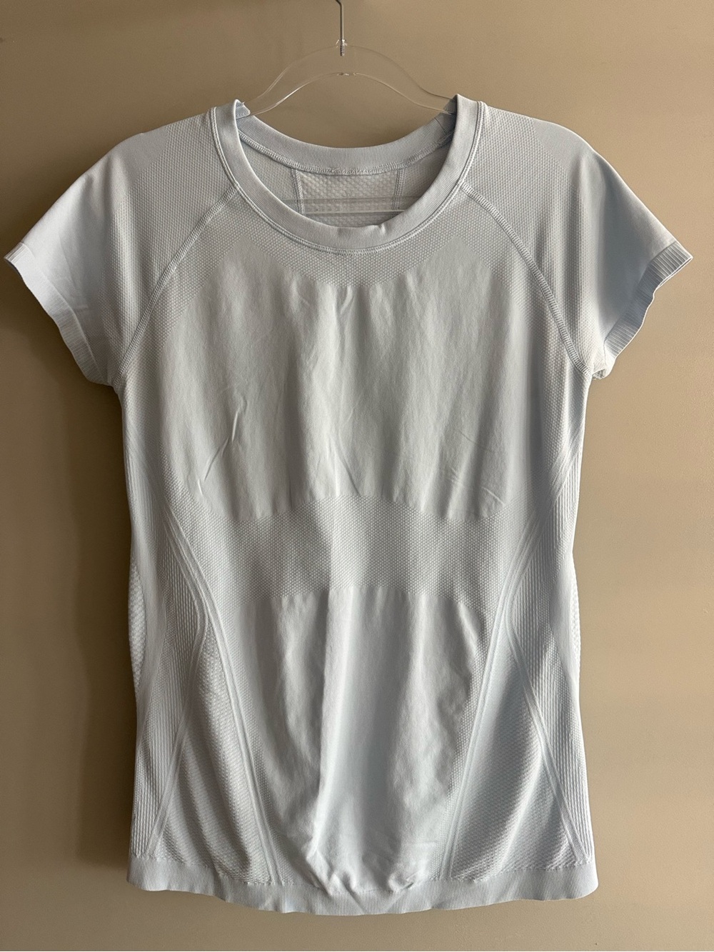 Athleta Momentum Seamless Tee - light blue